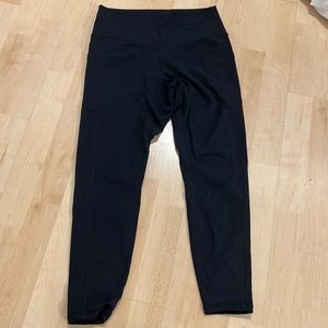 Black leggings with pockets